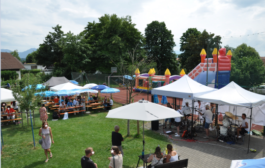 Buntes Treiben auf unserem Sommerfest.
